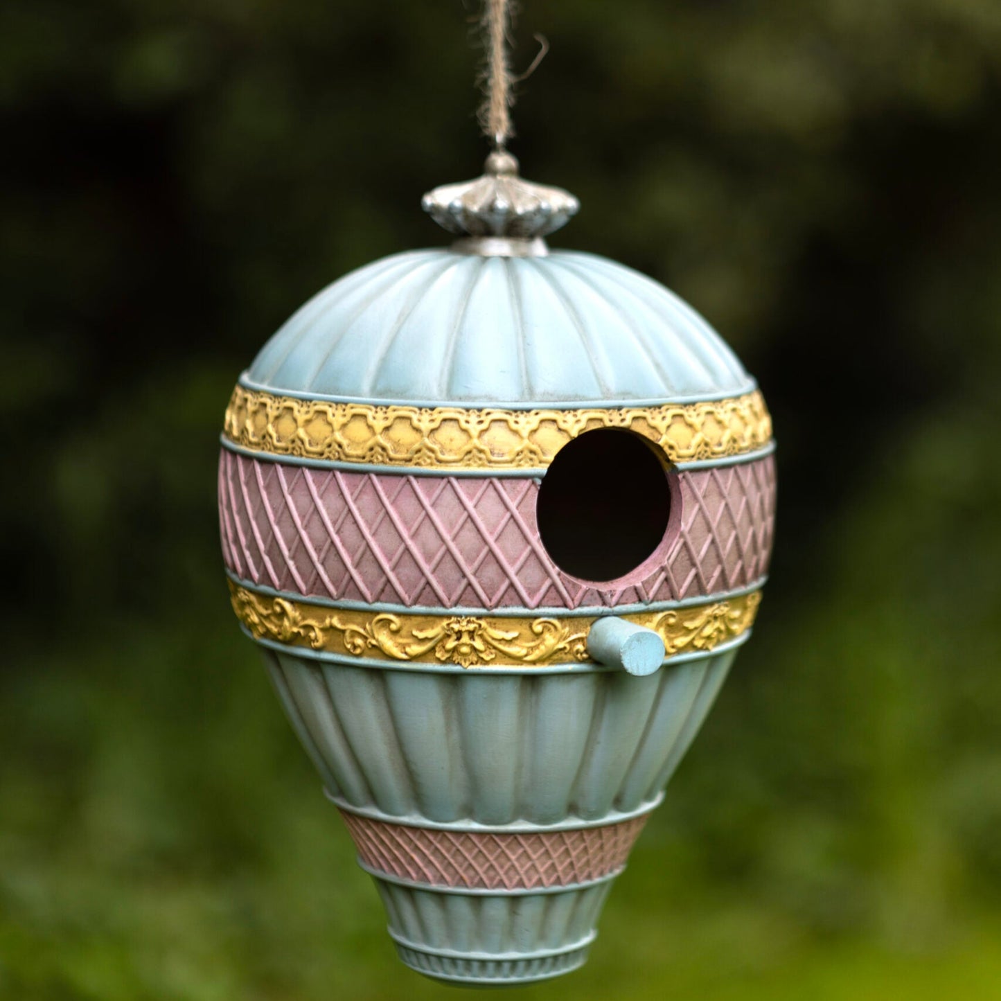 Balloon Design Birdhouse