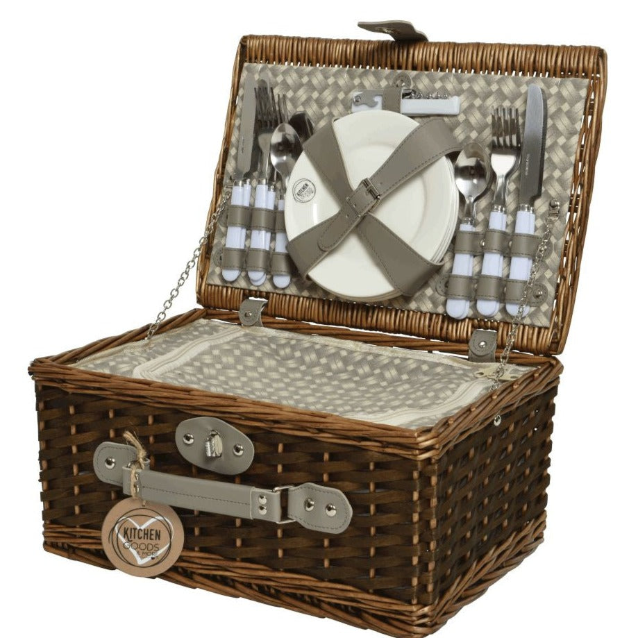 Wicker 4 Person Insulated Picnic Set