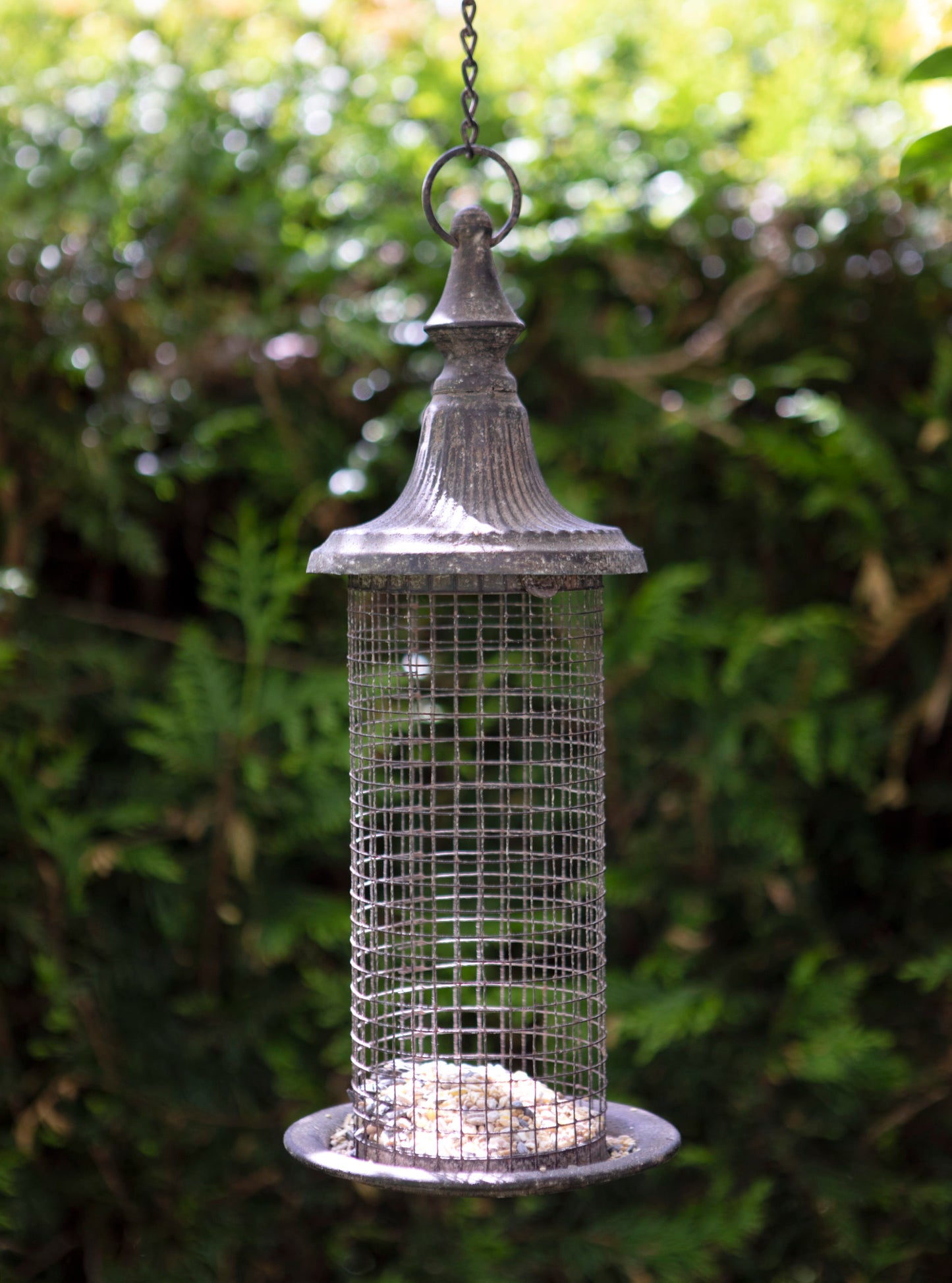 Sala Vintage Style Rustic Birdfeeder