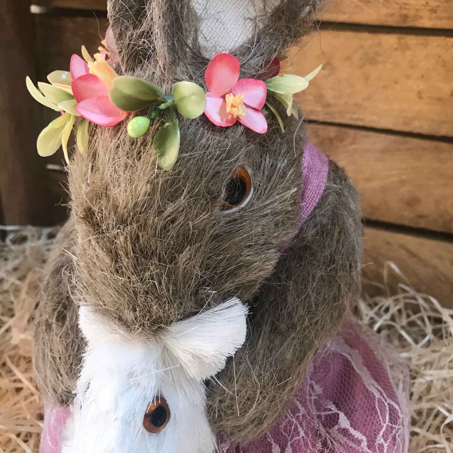 Easter Mummy and Baby Bunny Rabbit Decoration