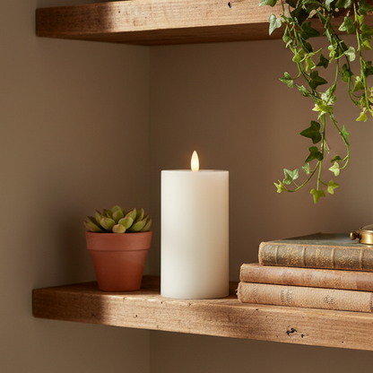 White LED Wick Flat Top Wax Candle 15cm x 7cm