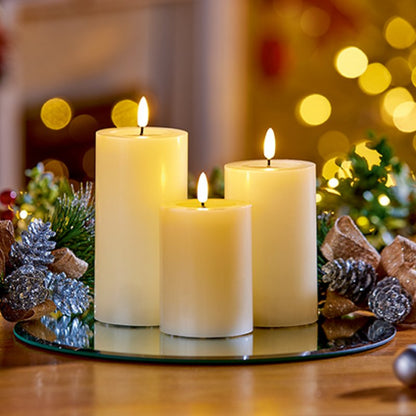 Flickabright LED Wax Melted Pool Effect Candle 23cm