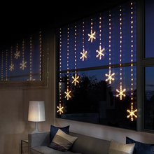 Load image into Gallery viewer, Premier 1.2m x 1.2m Pin Wire Snowflake V Curtain 339 Warm White LED Light
