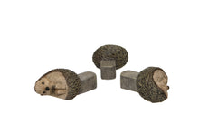 Load image into Gallery viewer, Set of 3 Hedgehog Plant Pot Stands

