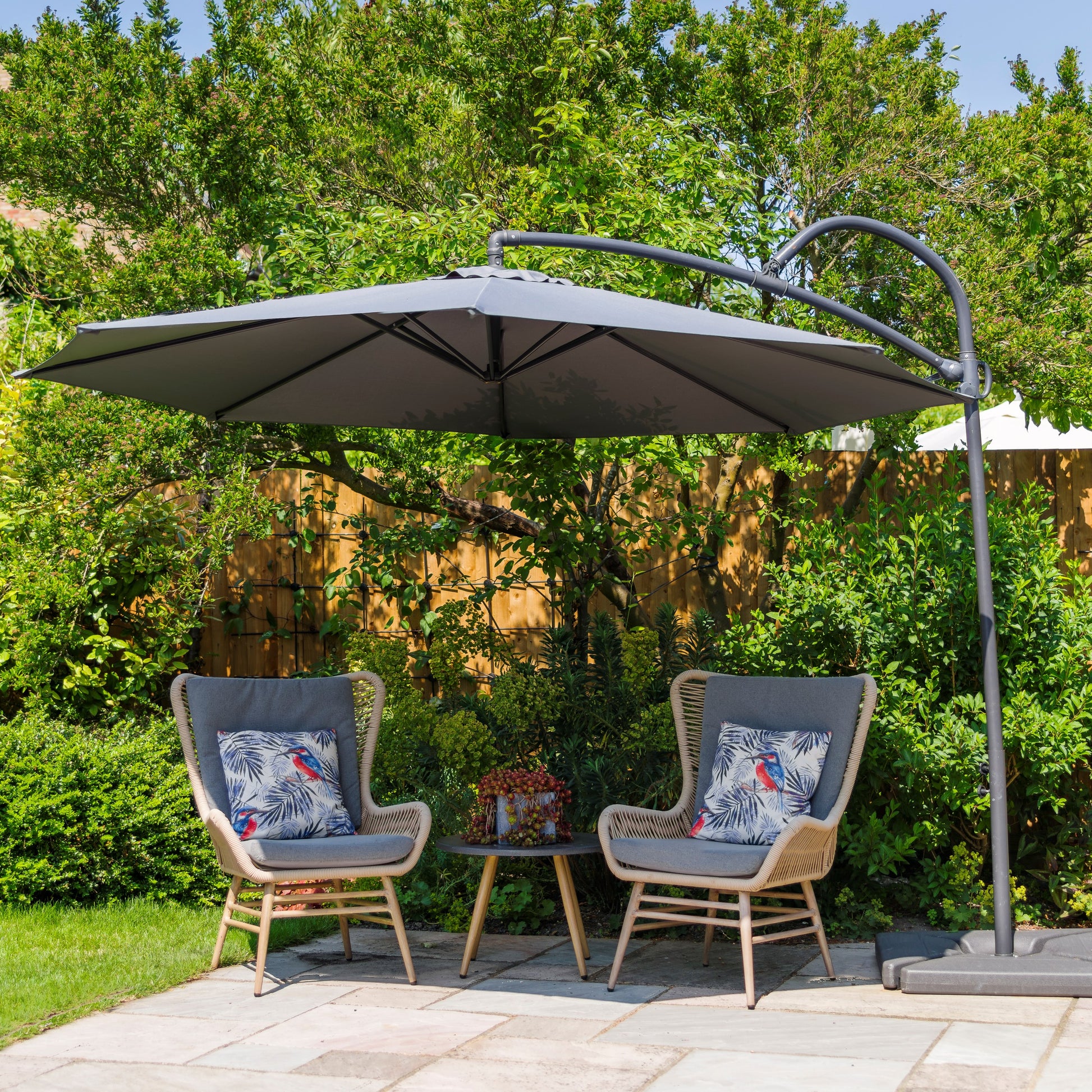 LG Outdoor Palm 3m Cantilever Parasol Forest Green – Starlolly