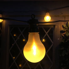Load image into Gallery viewer, Lumineo 20 Flame Effect Glowing Connectable Party Lights
